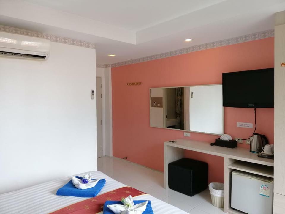 Kamala 555 Hotel Exterior photo